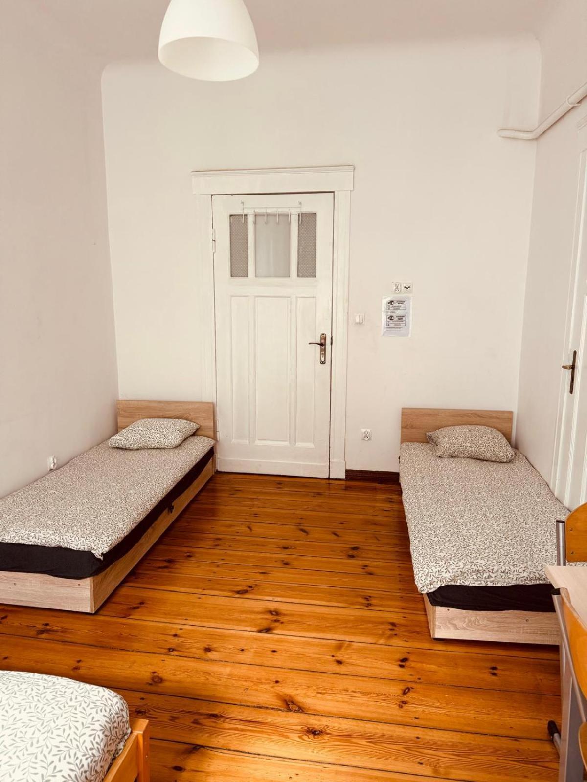 הוסטל פוזנן Lilia House מראה חיצוני תמונה