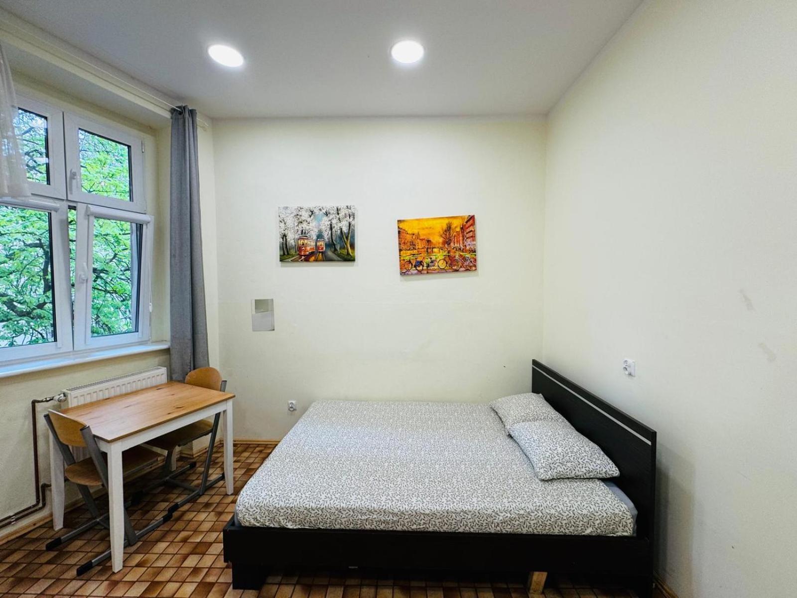 הוסטל פוזנן Lilia House מראה חיצוני תמונה