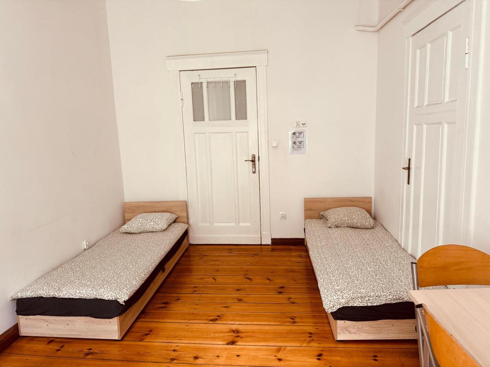הוסטל פוזנן Lilia House מראה חיצוני תמונה
