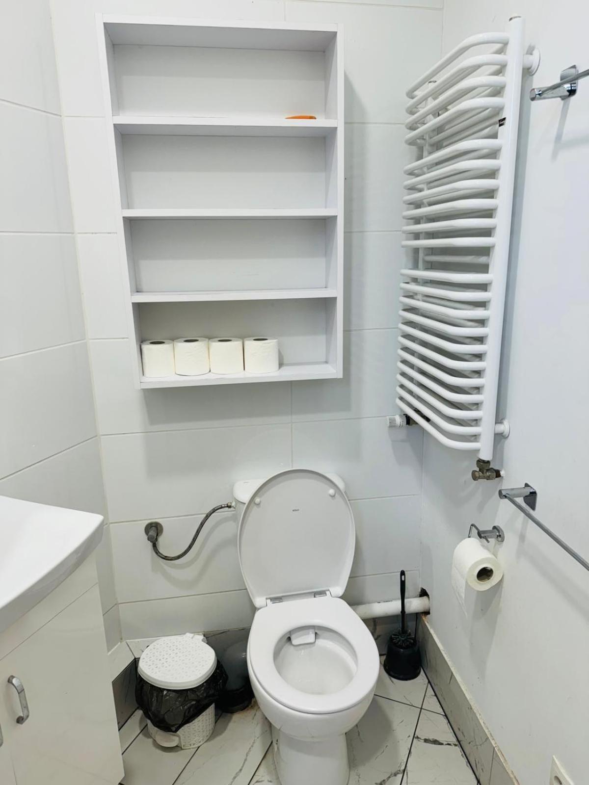 הוסטל פוזנן Lilia House מראה חיצוני תמונה