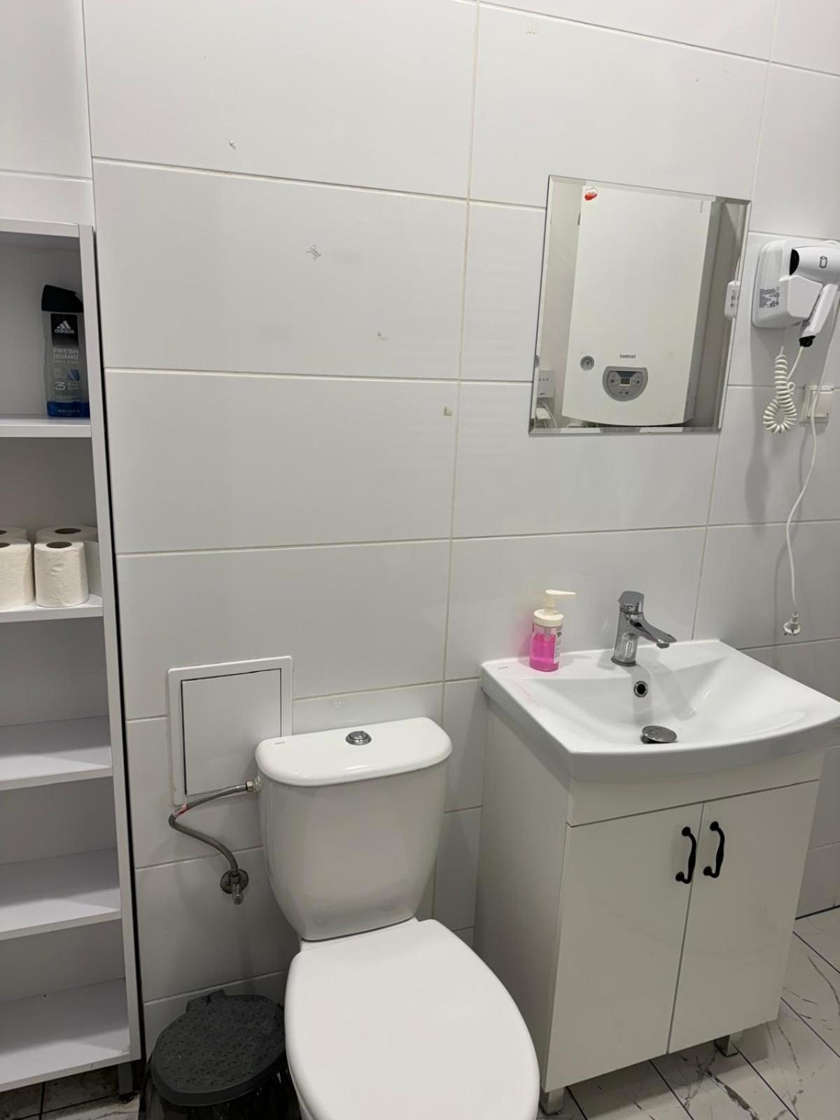 הוסטל פוזנן Lilia House מראה חיצוני תמונה