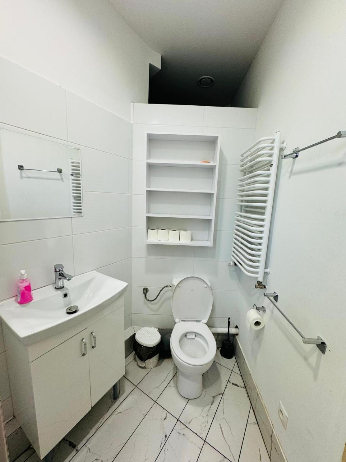 הוסטל פוזנן Lilia House מראה חיצוני תמונה