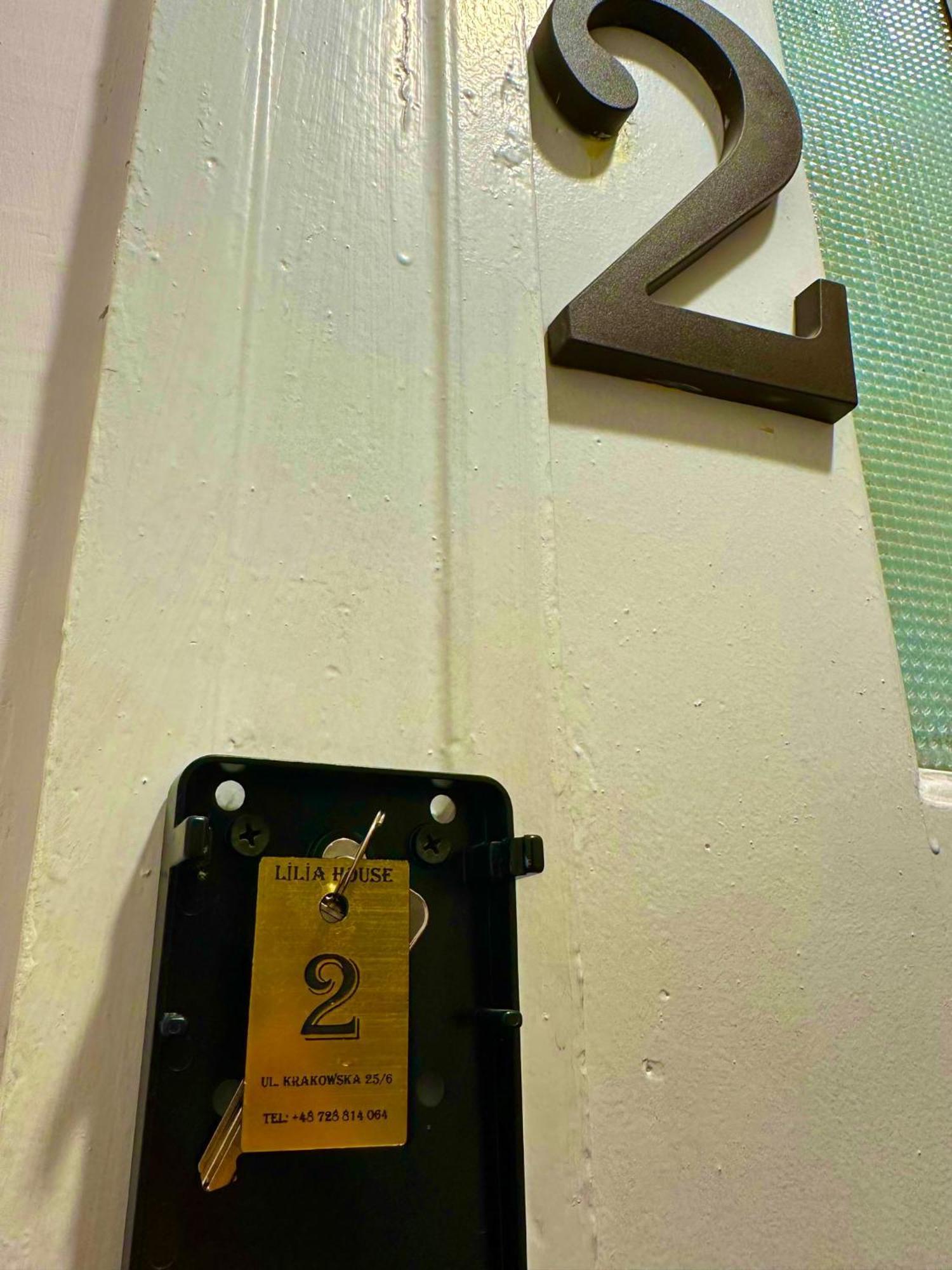 הוסטל פוזנן Lilia House מראה חיצוני תמונה