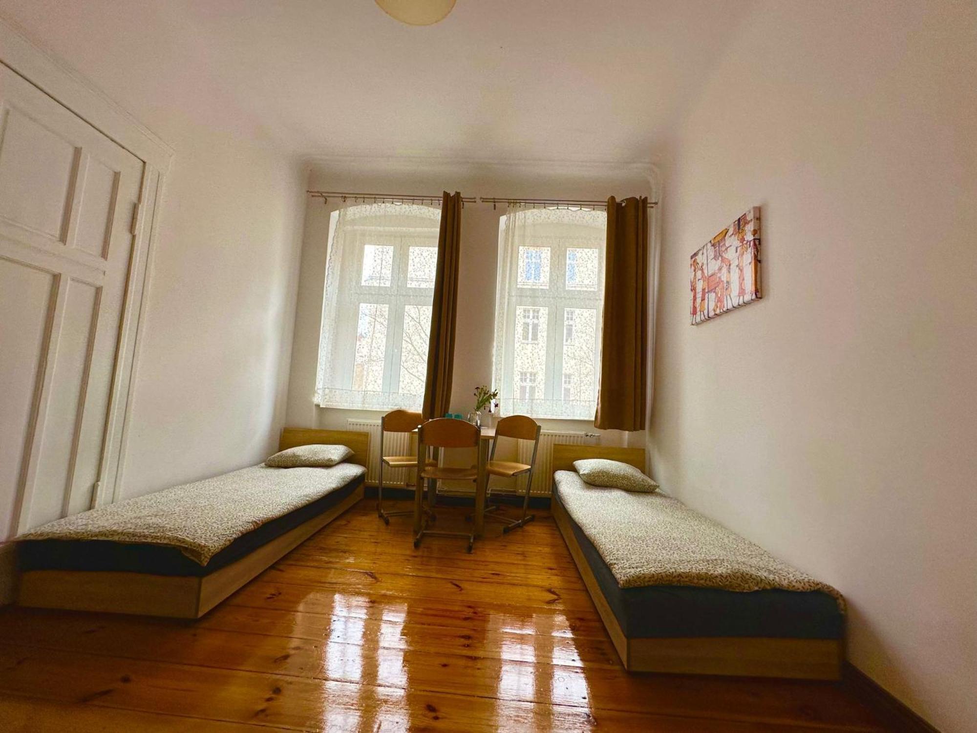 הוסטל פוזנן Lilia House מראה חיצוני תמונה